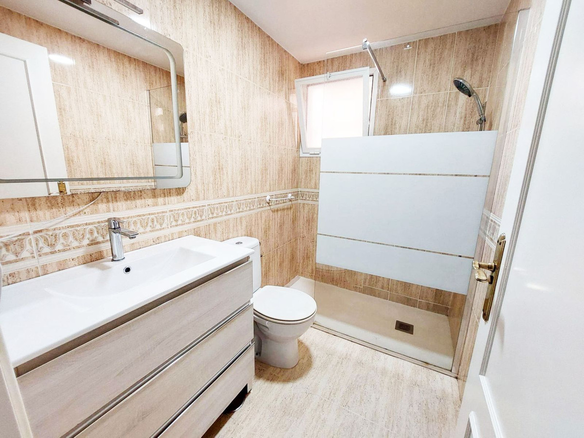 3 Bed Apartment for sale in Torremolinos Costa Del Sol, Málaga, Spain