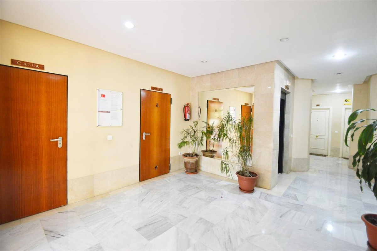 3 Bed Apartment for sale in Torremolinos Costa Del Sol, Málaga, Spain