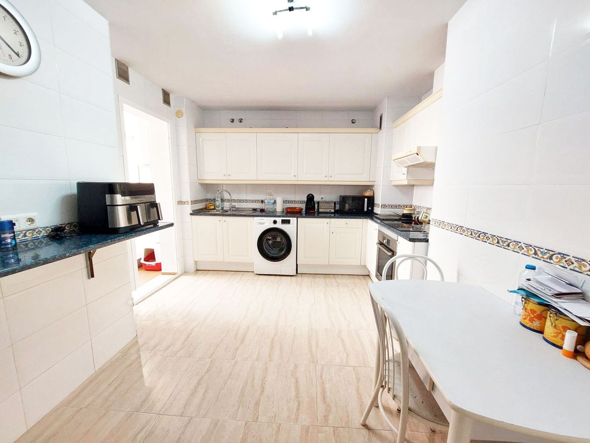 3 Bed Apartment for sale in Torremolinos Costa Del Sol, Málaga, Spain