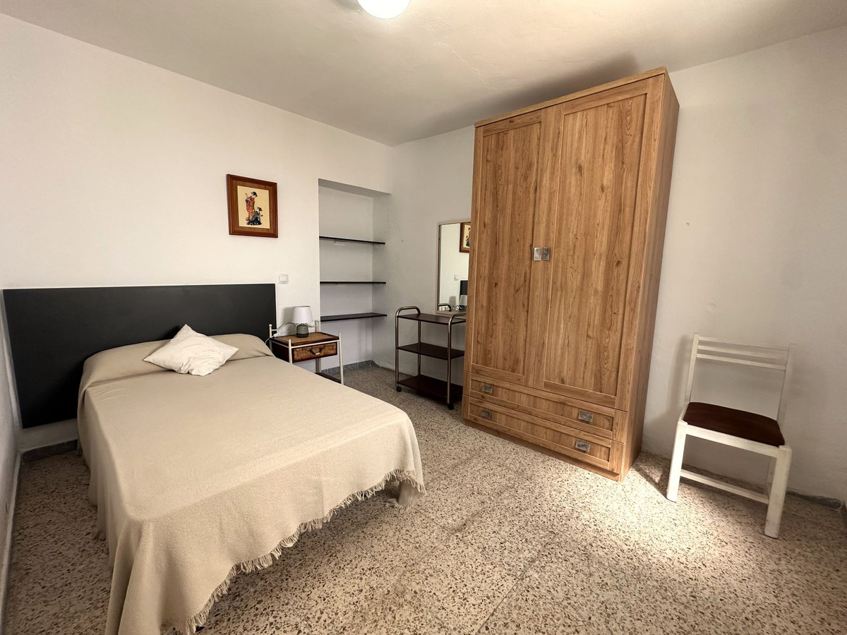 Se vende Apartamento Planta Baja de 2 dormitorios en Costa Del Sol, Cadiz, España