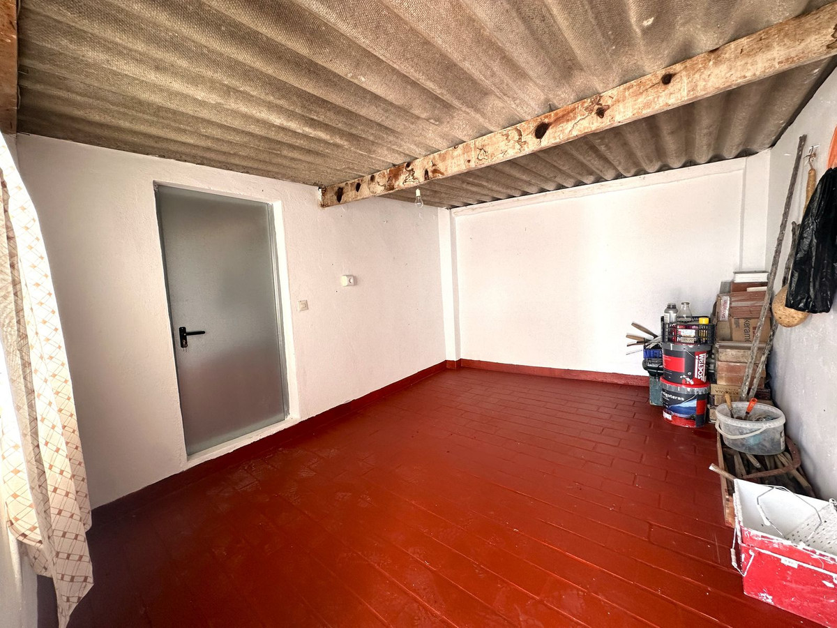 Se vende Apartamento Planta Baja de 2 dormitorios en Costa Del Sol, Cadiz, España