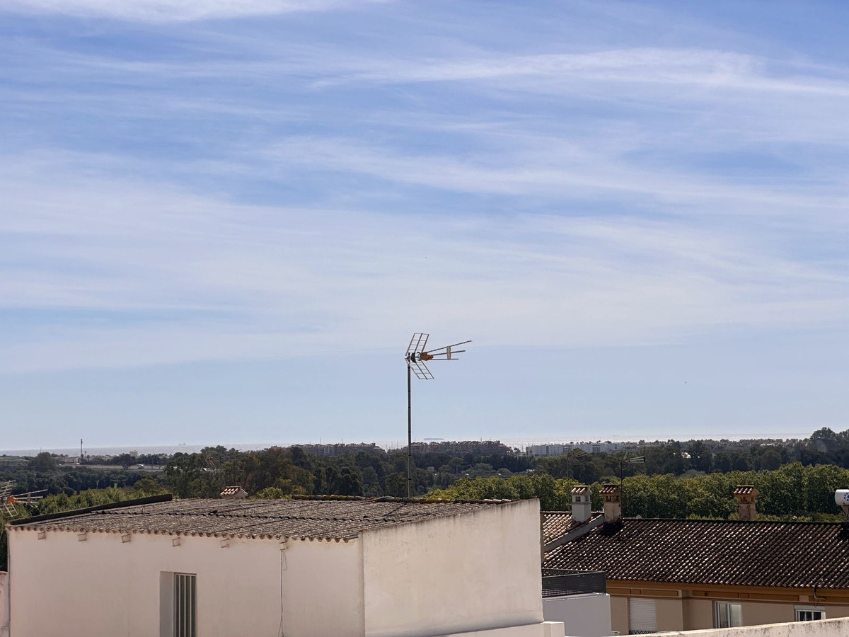 Se vende Apartamento Planta Baja de 2 dormitorios en Costa Del Sol, Cadiz, España