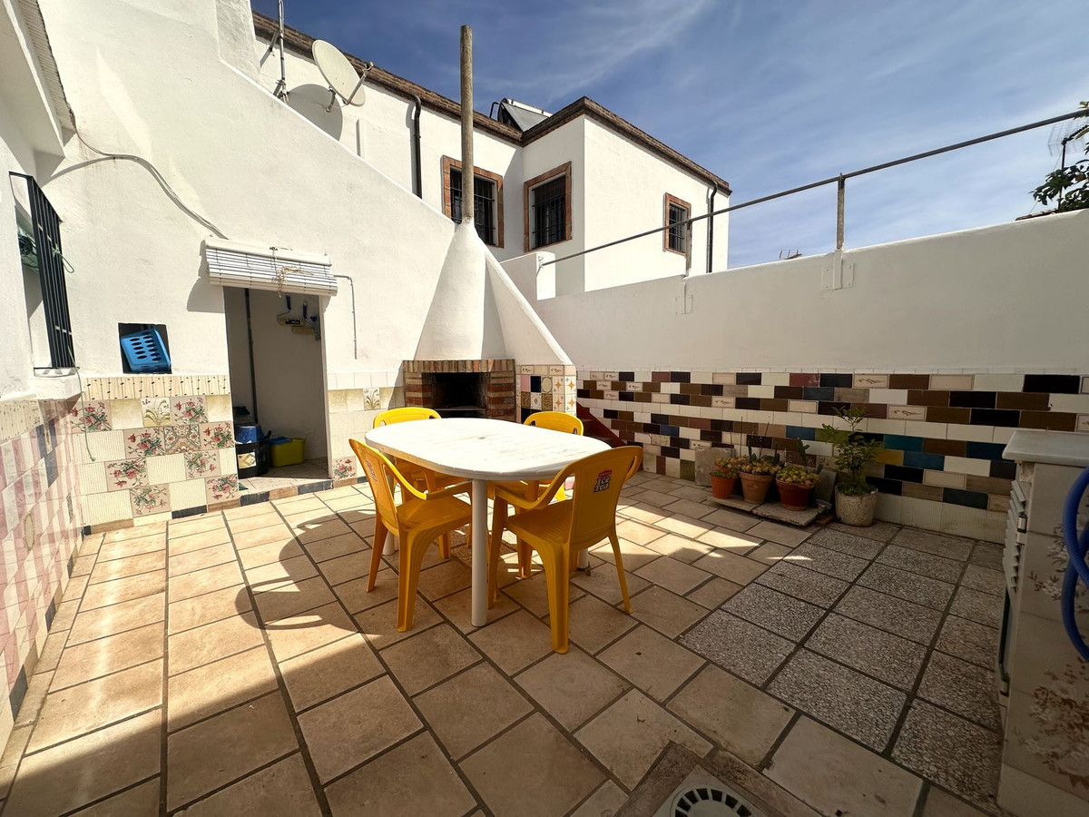 Se vende Apartamento Planta Baja de 2 dormitorios en Costa Del Sol, Cadiz, España