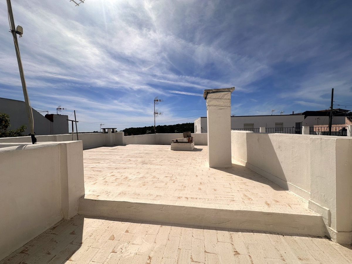Se vende Apartamento Planta Baja de 2 dormitorios en Costa Del Sol, Cadiz, España