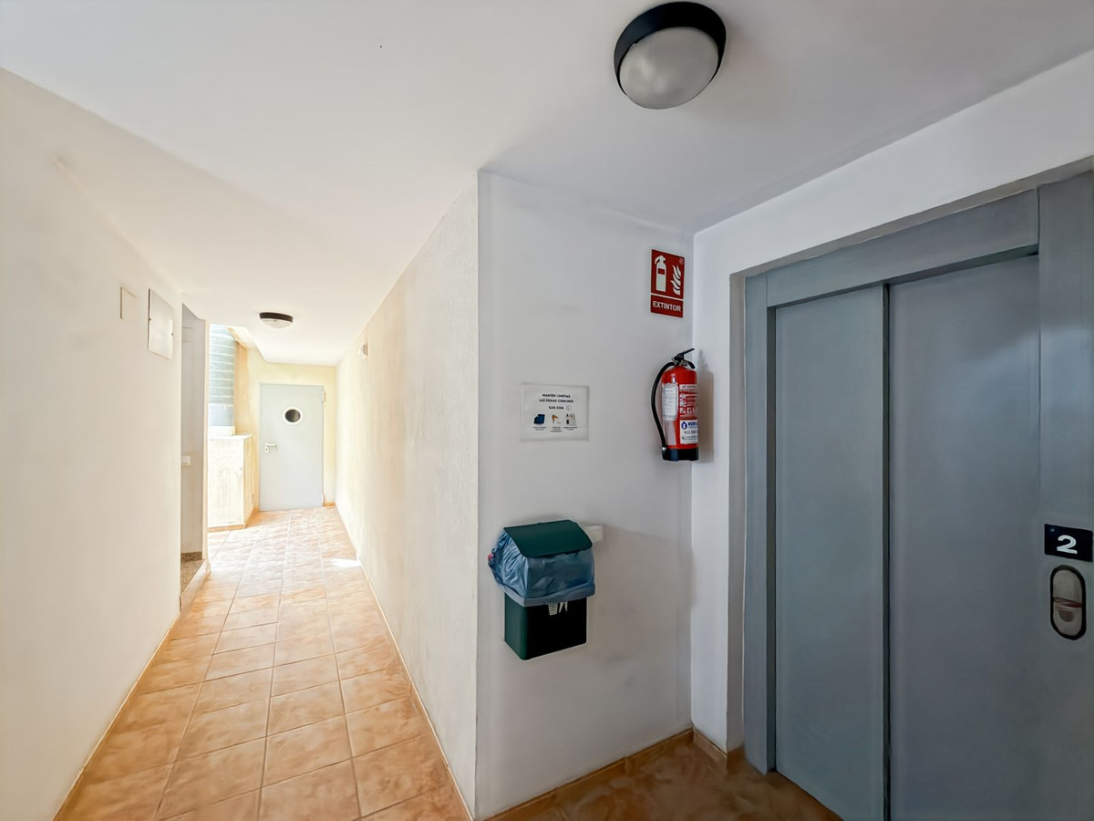 Se vende Apartamento Planta Media de 1 dormitorios en Costa Del Sol, Málaga, España