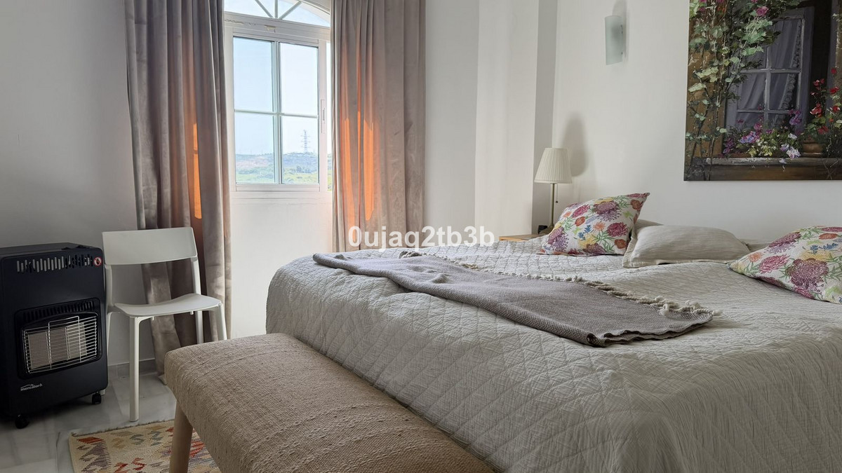 2 Bed Apartment for sale in Estepona Costa Del Sol, Málaga, Spain