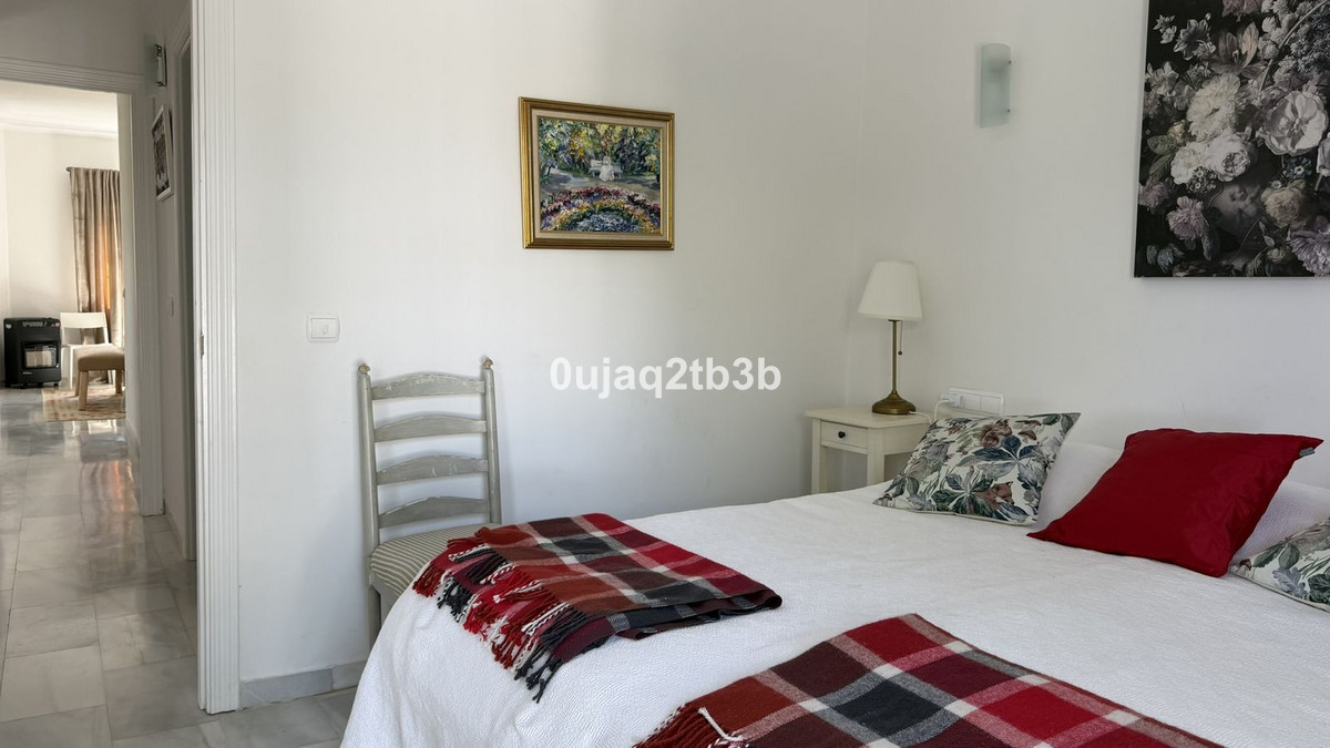 2 Bed Apartment for sale in Estepona Costa Del Sol, Málaga, Spain
