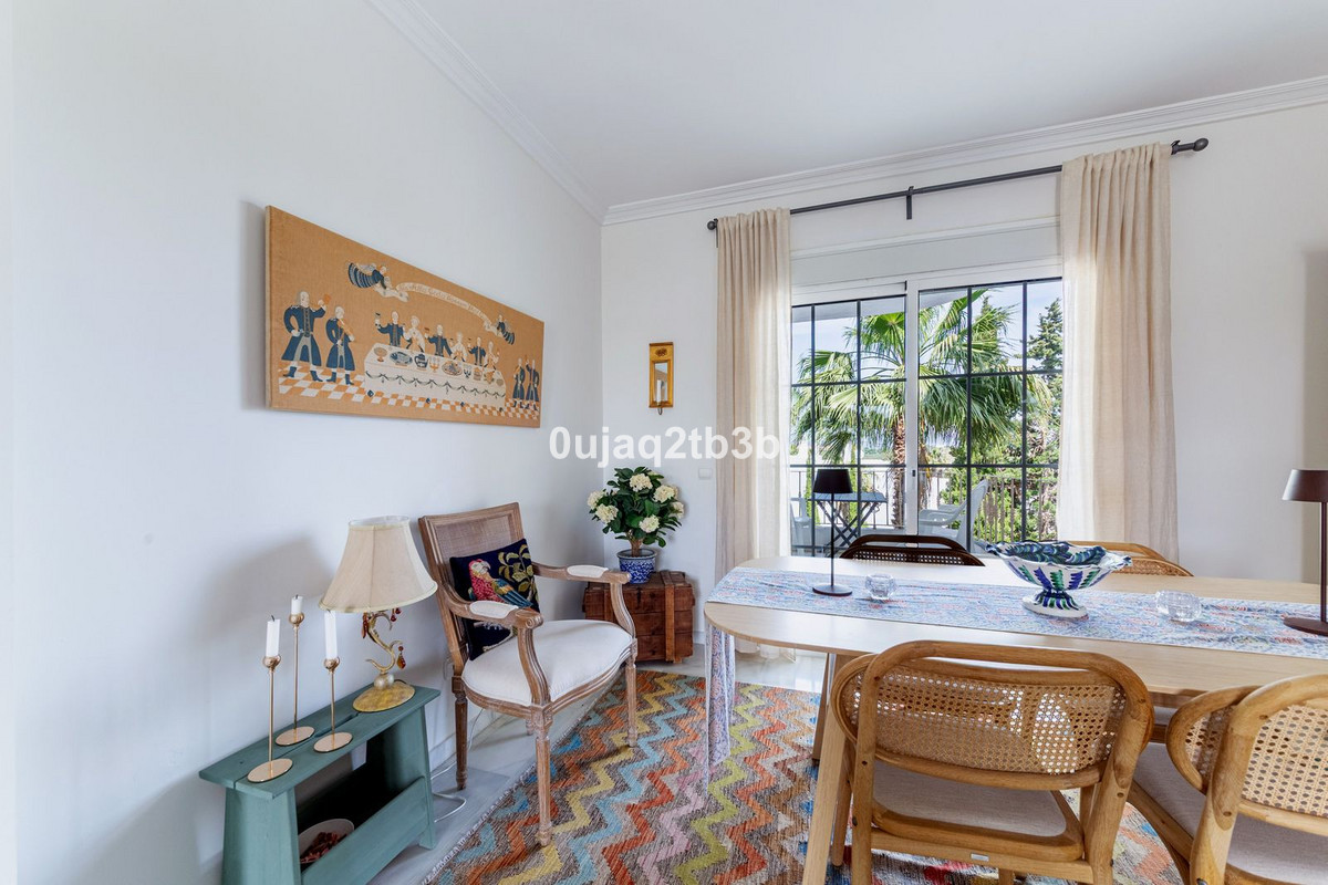 2 Bed Apartment for sale in Estepona Costa Del Sol, Málaga, Spain