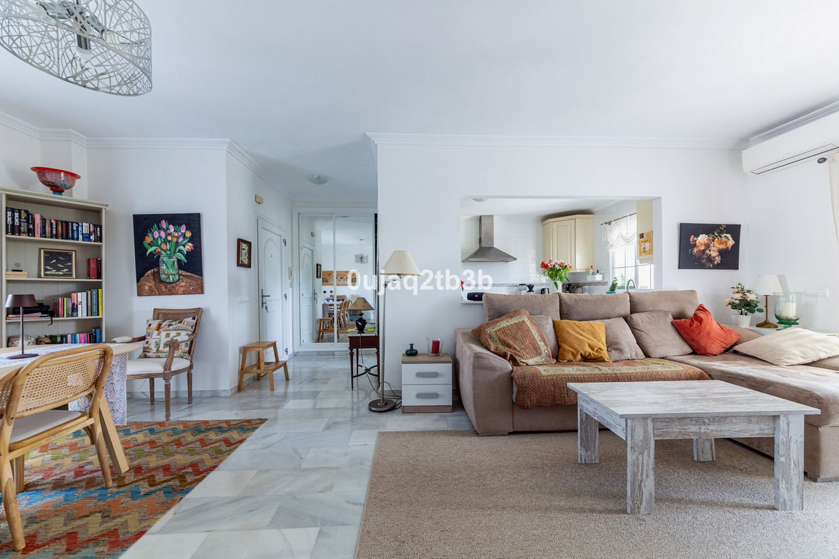 2 Bed Apartment for sale in Estepona Costa Del Sol, Málaga, Spain