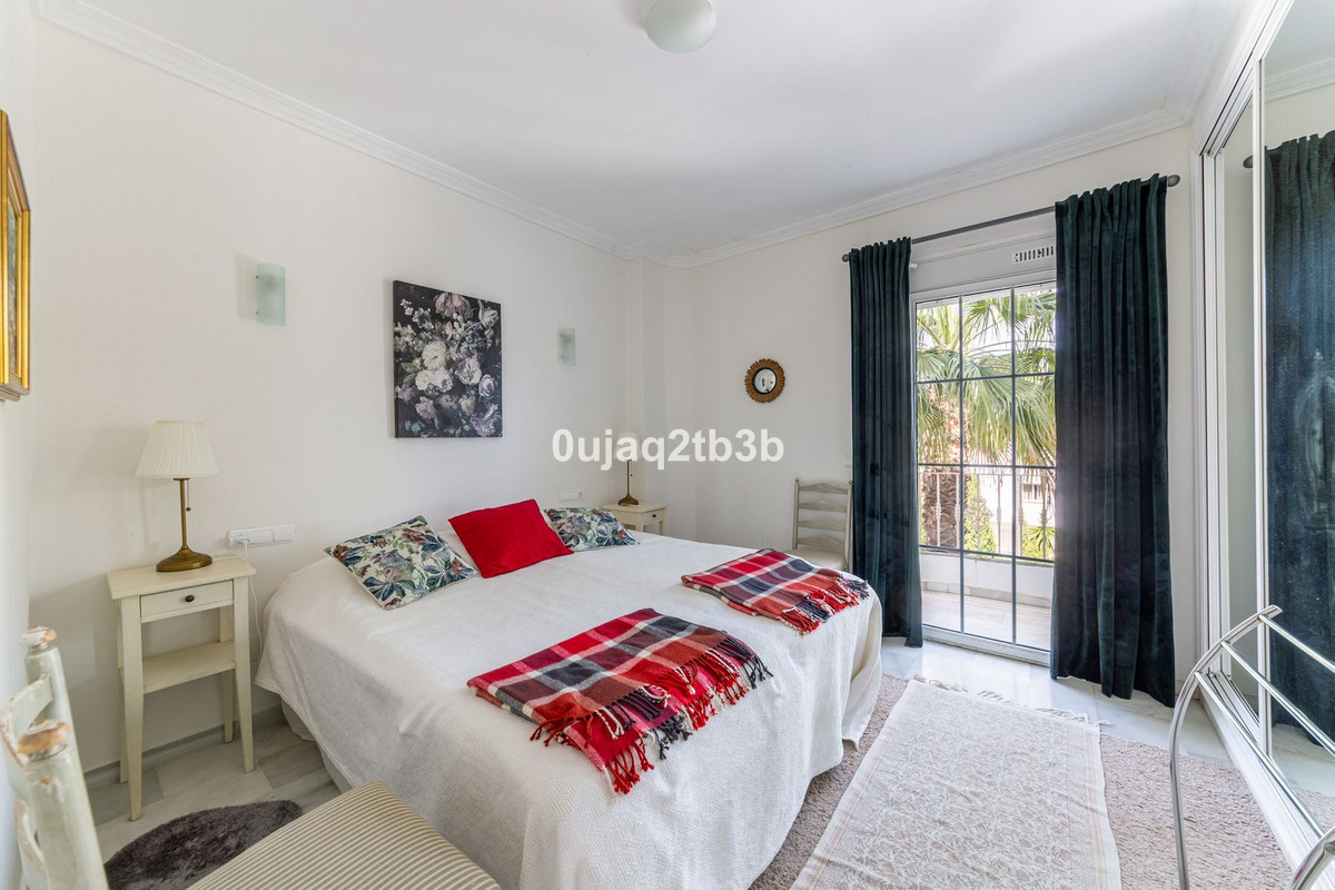 2 Bed Apartment for sale in Estepona Costa Del Sol, Málaga, Spain