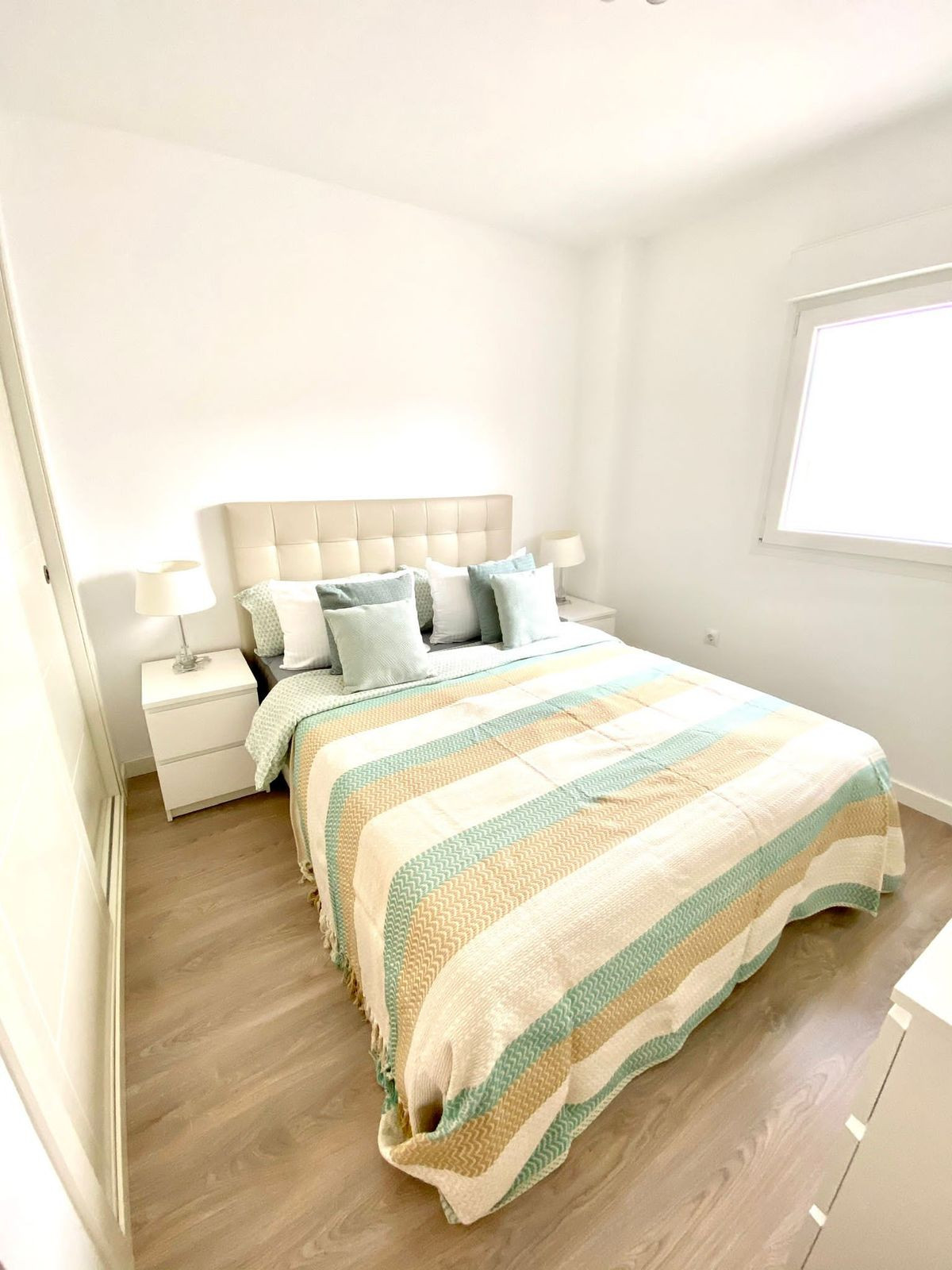 Se vende Apartamento en Planta Última de 3 dormitorios en Costa Del Sol, Málaga, España