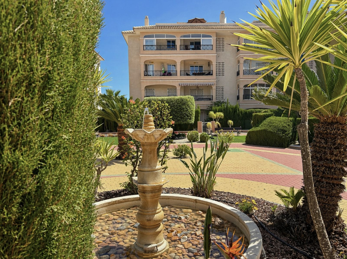 3 Bed Apartment for sale in Orihuela Costa Costa Blanca, Alicante, Spain