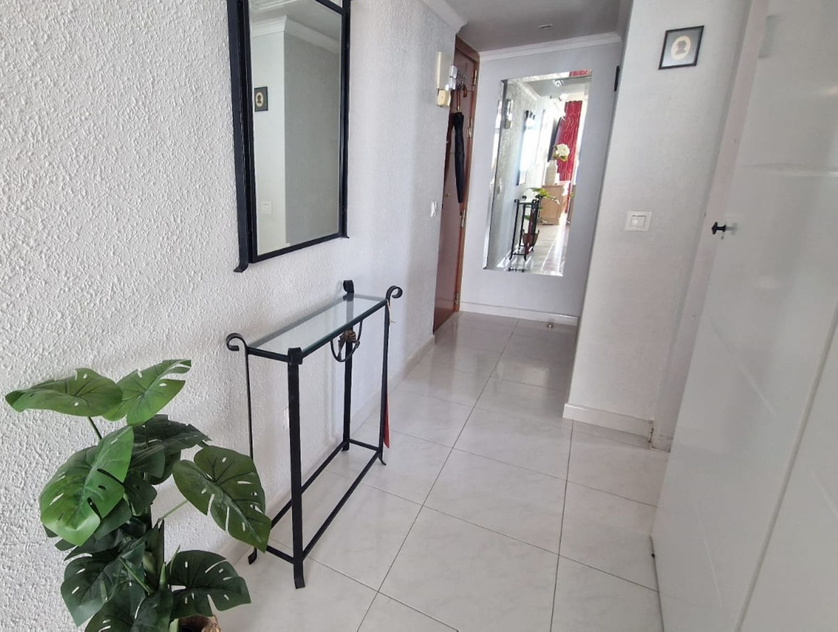 1 Bed Apartment for sale in Fuengirola Costa Del Sol, Málaga, Spain