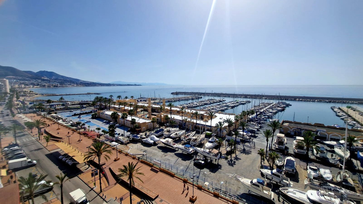 1 Bed Apartment for sale in Fuengirola Costa Del Sol, Málaga, Spain