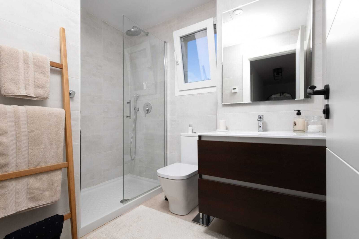 4 Bed Townhouse for sale in Calahonda Costa Del Sol, Málaga, Spain