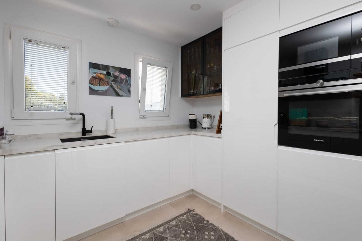 4 Bed Townhouse for sale in Calahonda Costa Del Sol, Málaga, Spain