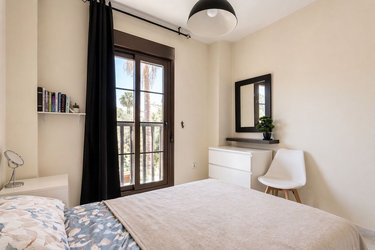 Se vende Apartamento Planta Media de 2 dormitorios en Costa Del Sol, Málaga, España