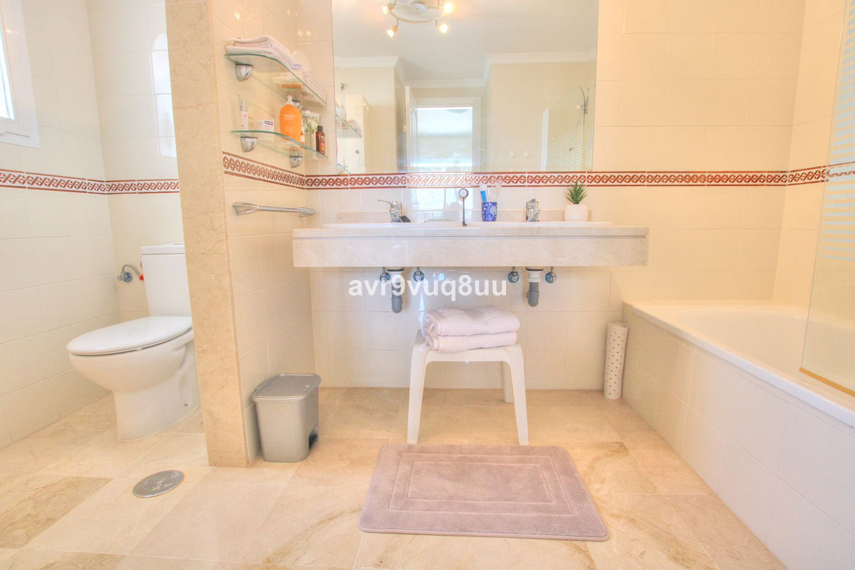 Se vende Ático de 4 dormitorios en Costa Del Sol, Málaga, España