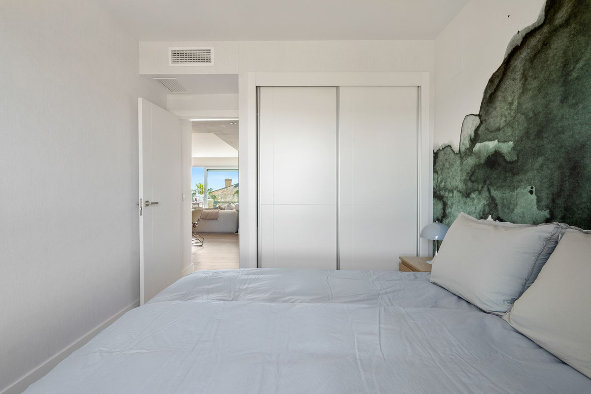 3 Bed Apartment for sale in Sotogrande Puerto Costa Del Sol, Cádiz, Spain
