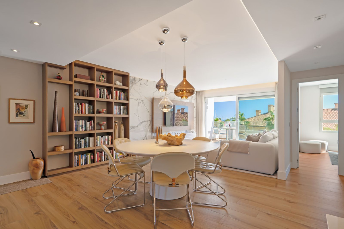 3 Bed Apartment for sale in Sotogrande Puerto Costa Del Sol, Cádiz, Spain
