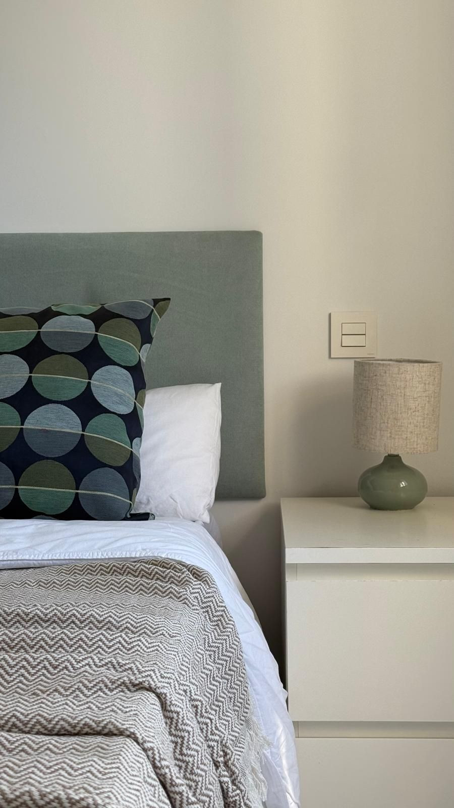 Se vende Apartamento Planta Media de 2 dormitorios en Costa Del Sol, Málaga, España