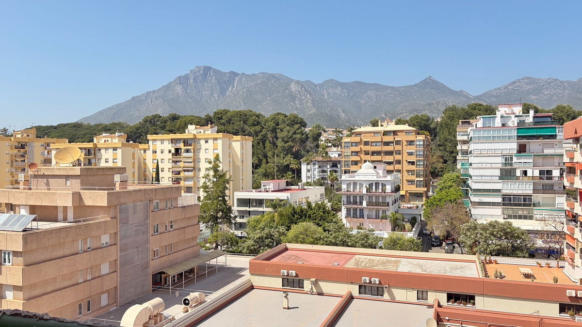 4 Bed Apartment for sale in Marbella Costa Del Sol, Málaga, Spain
