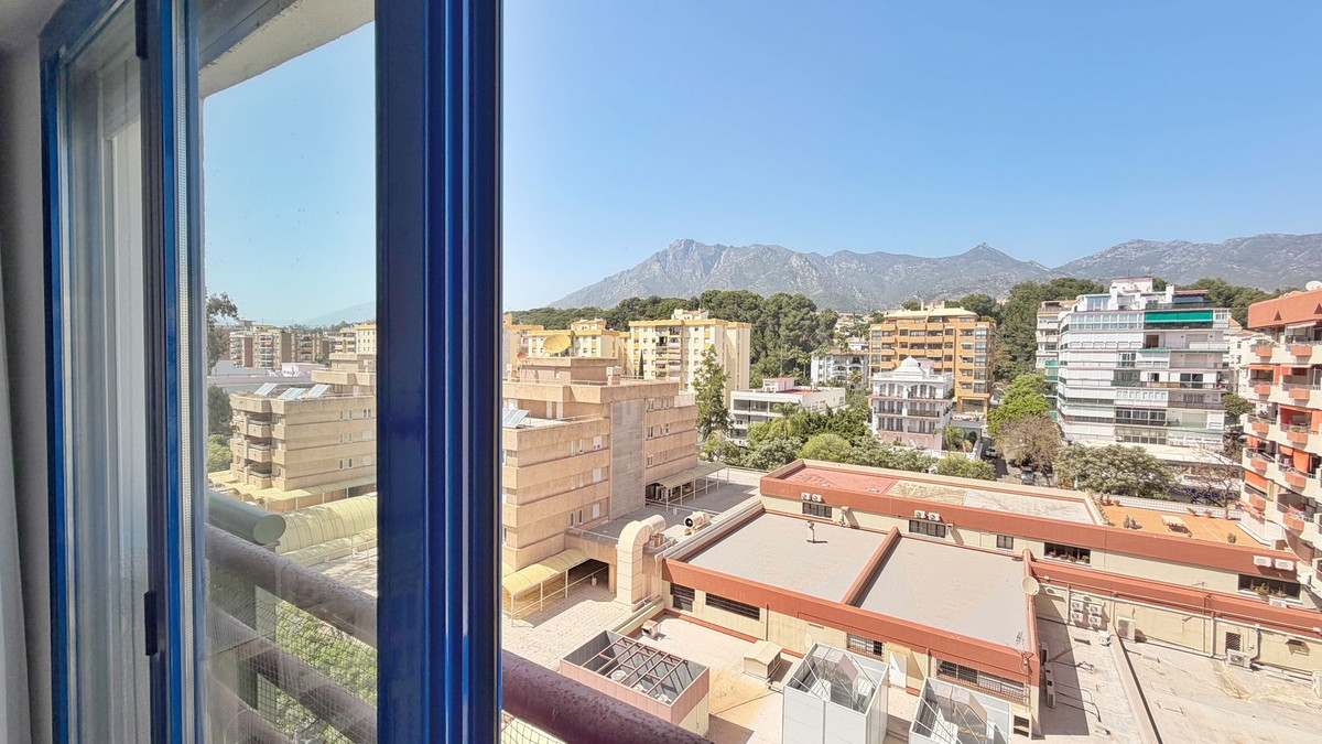 4 Bed Apartment for sale in Marbella Costa Del Sol, Málaga, Spain
