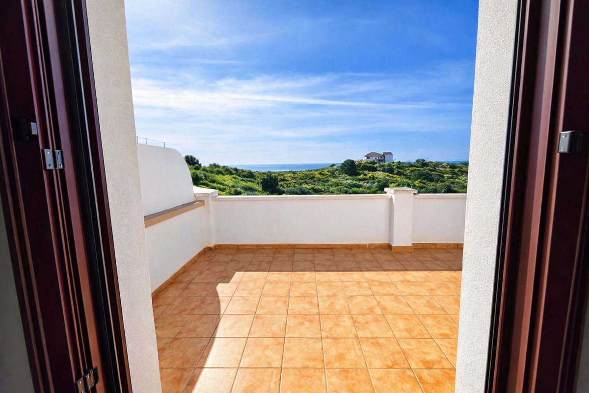 Se vende Pareada de 2 dormitorios en Costa Del Sol, Málaga, España