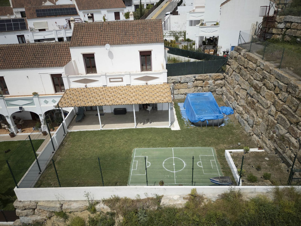 Se vende Pareada de 2 dormitorios en Costa Del Sol, Málaga, España