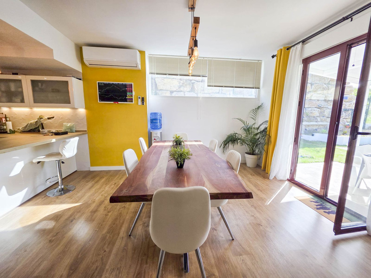 Se vende Pareada de 2 dormitorios en Costa Del Sol, Málaga, España