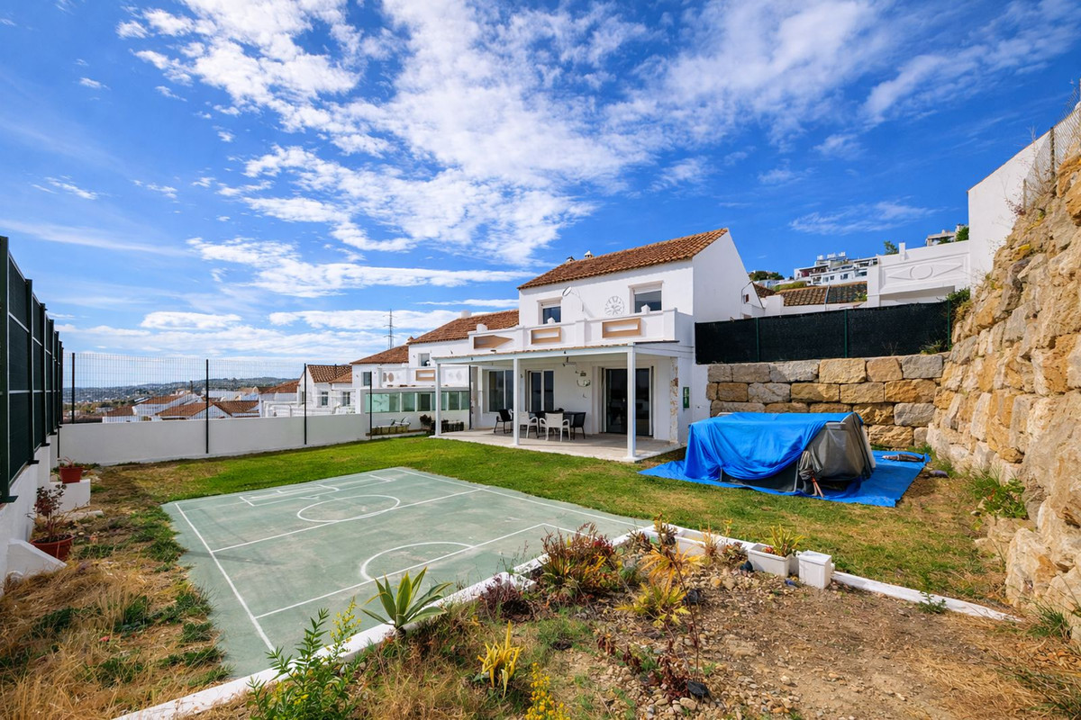 Se vende Pareada de 2 dormitorios en Costa Del Sol, Málaga, España