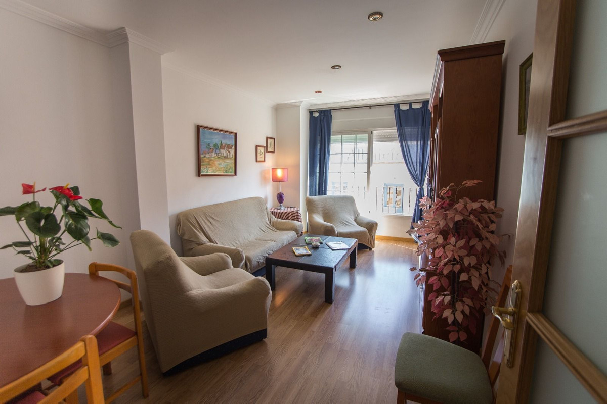 4 Bed Apartment for sale in Coín Costa Del Sol, Málaga, Spain