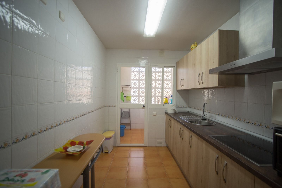 4 Bed Apartment for sale in Coín Costa Del Sol, Málaga, Spain