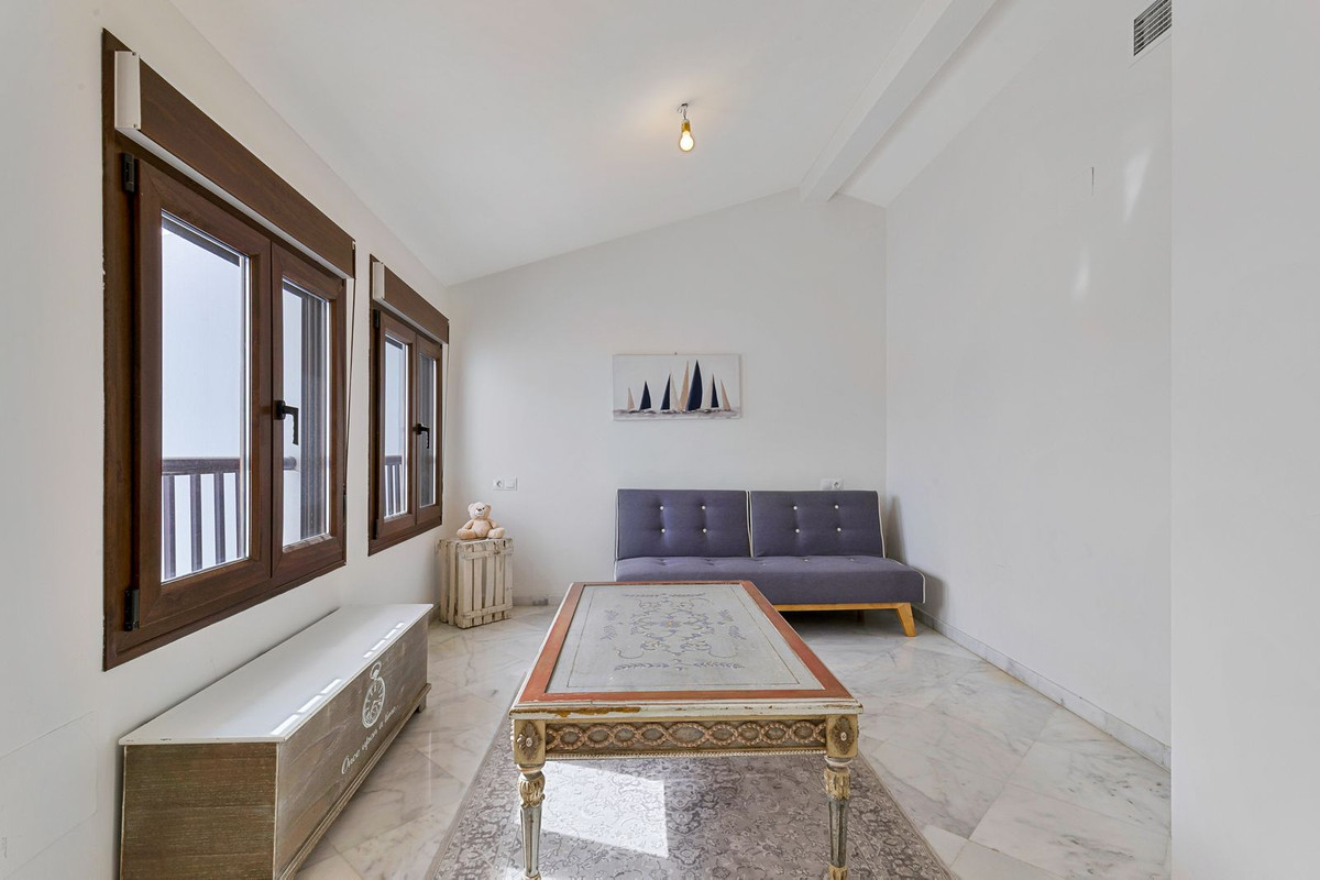 Se vende Ático de 2 dormitorios en Costa Del Sol, Málaga, España