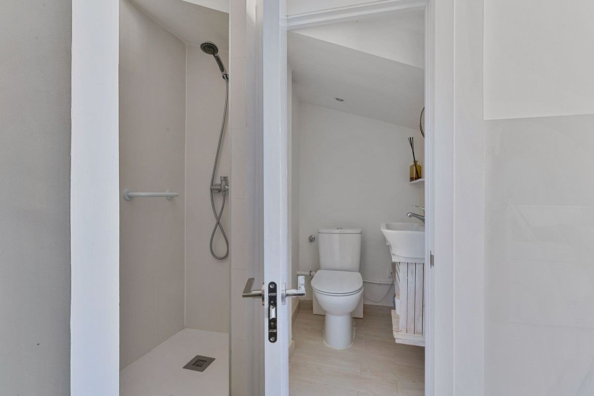 Se vende Ático de 2 dormitorios en Costa Del Sol, Málaga, España
