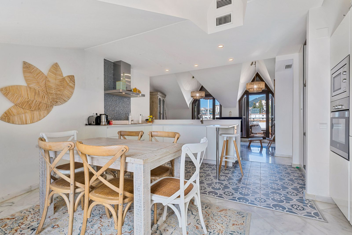 Se vende Ático de 2 dormitorios en Costa Del Sol, Málaga, España