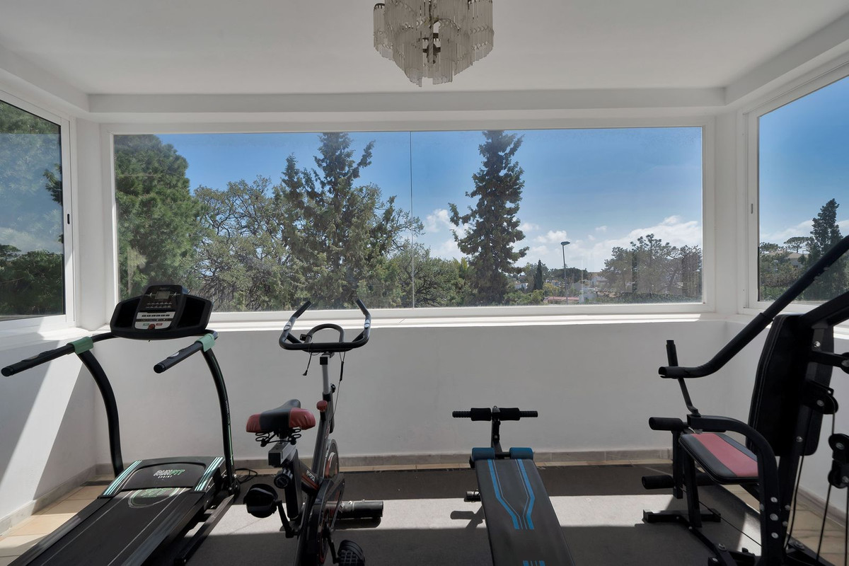 10 Bed Townhouse for sale in Marbella Costa Del Sol, Málaga, Spain