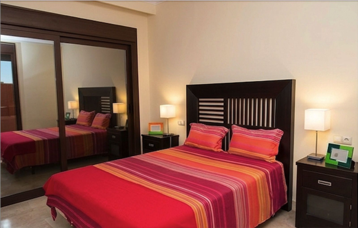 2 Bed Apartment for sale in Estepona Costa Del Sol, Málaga, Spain