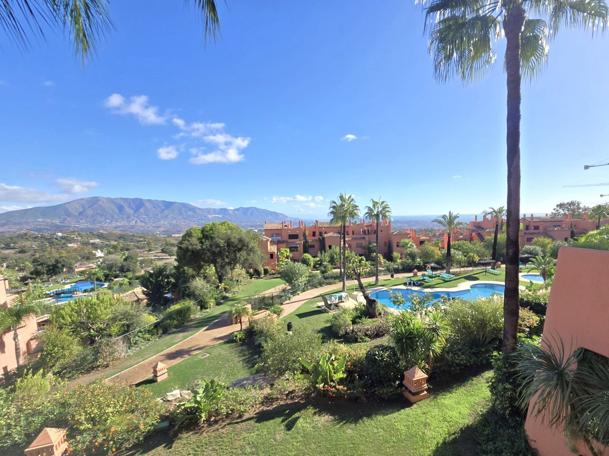 Se vende Apartamento Planta Media de 2 dormitorios en Costa Del Sol, Málaga, España