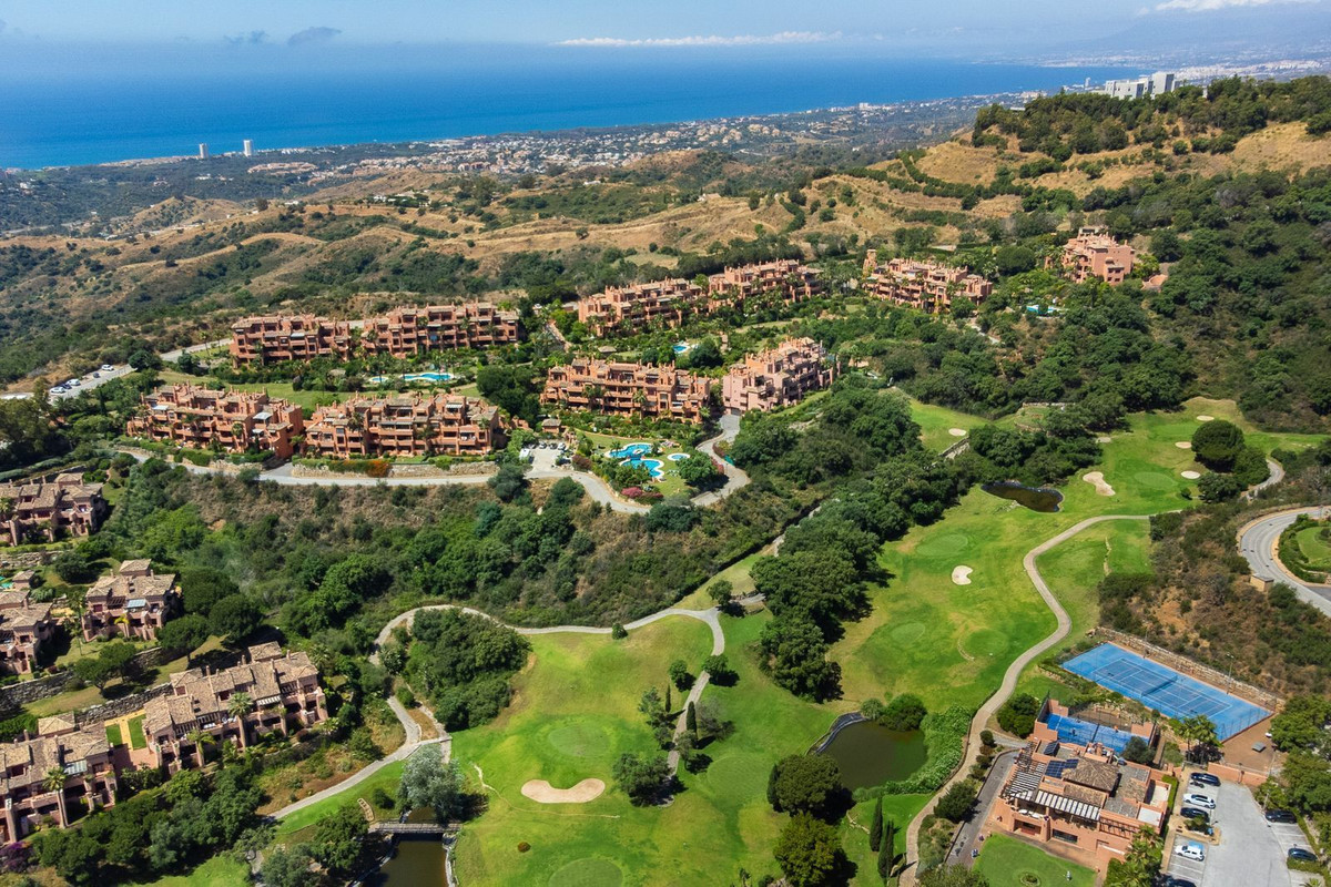 Se vende Apartamento Planta Media de 2 dormitorios en Costa Del Sol, Málaga, España