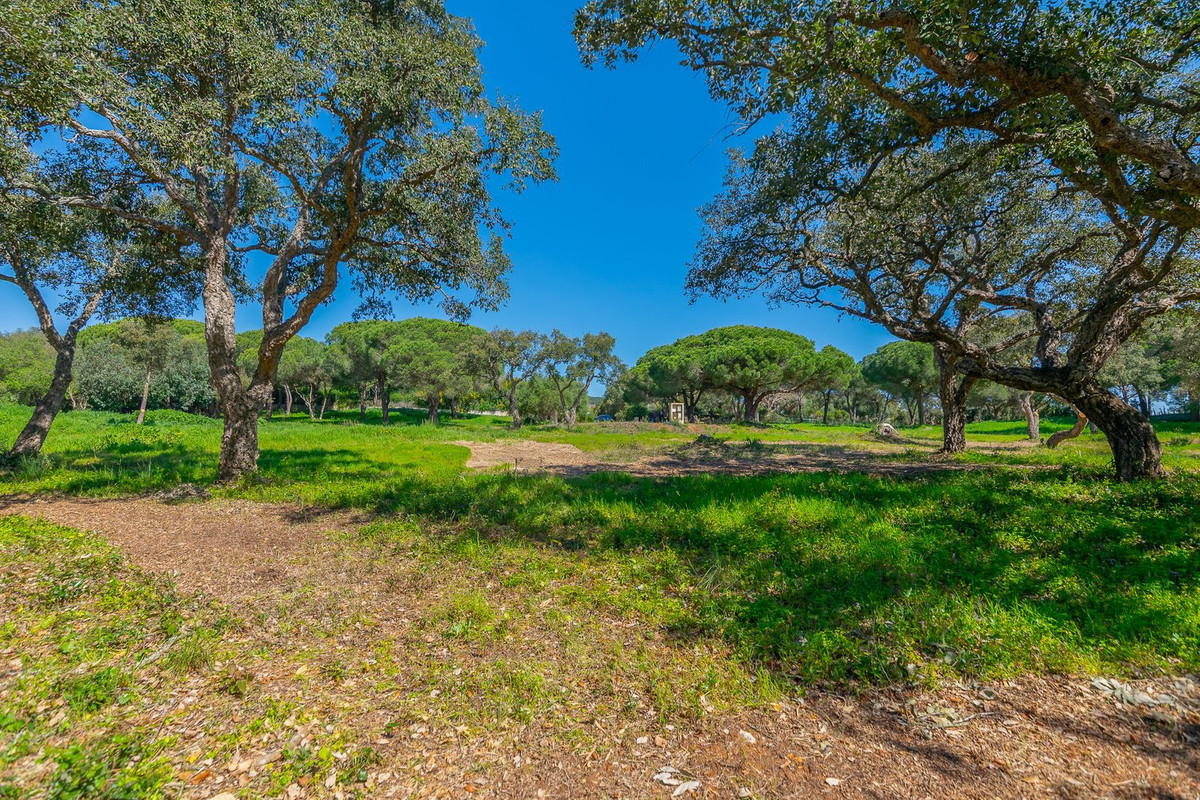 Se vende Terreno Urbano  en Costa Del Sol, Cadiz, España