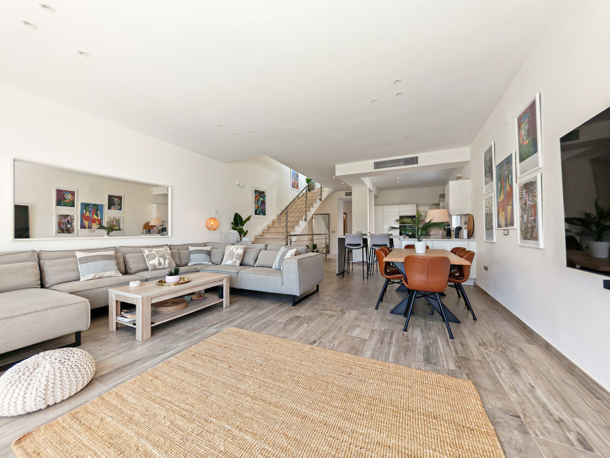 3 Bed Townhouse for sale in Riviera Del Sol Costa Del Sol, Málaga, Spain