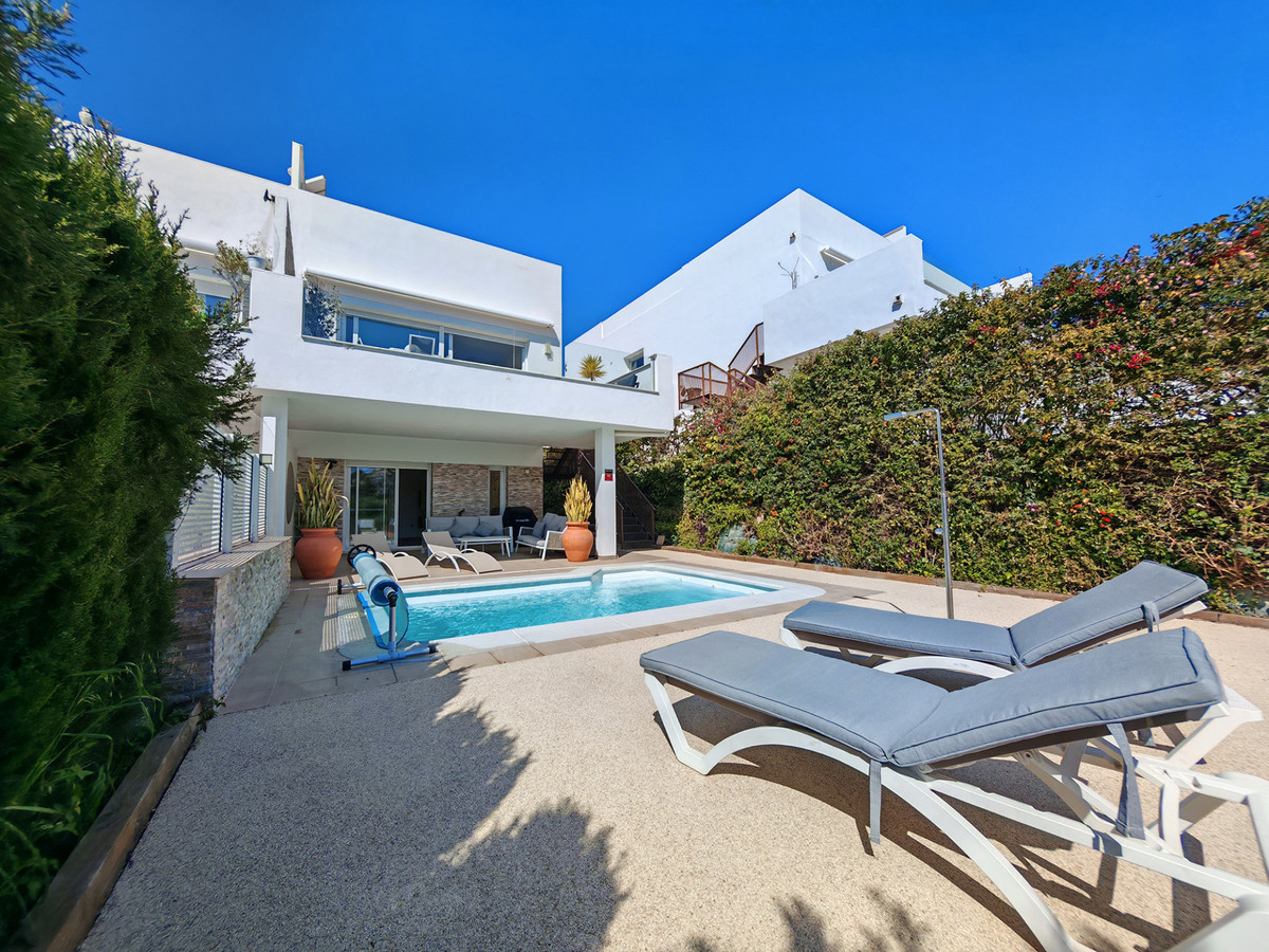 3 Bed Townhouse for sale in Riviera Del Sol Costa Del Sol, Málaga, Spain