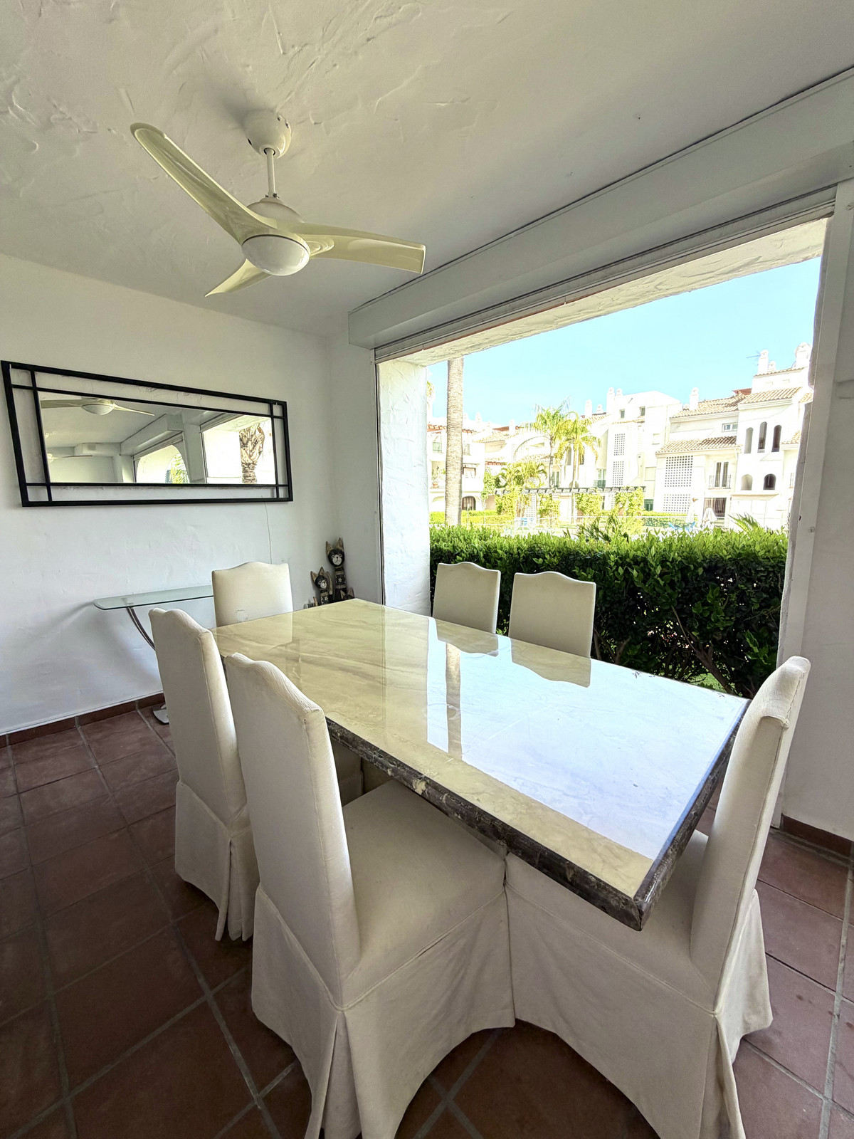 Se vende Apartamento Planta Media de 3 dormitorios en Costa Del Sol, Málaga, España