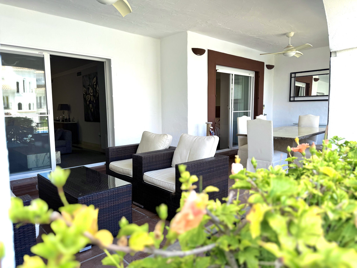 Se vende Apartamento Planta Media de 3 dormitorios en Costa Del Sol, Málaga, España