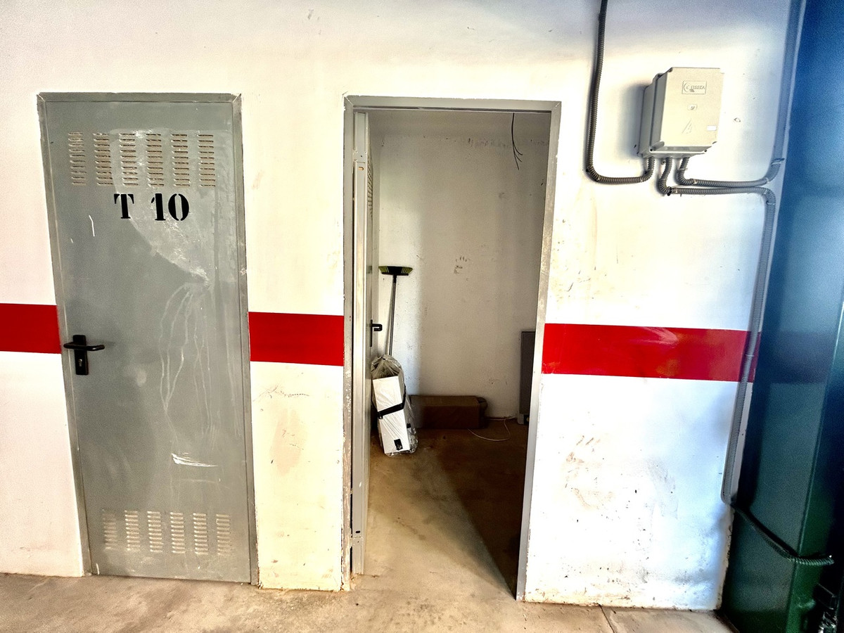 Se vende Apartamento Planta Media de 2 dormitorios en Costa Blanca, Alicante, España