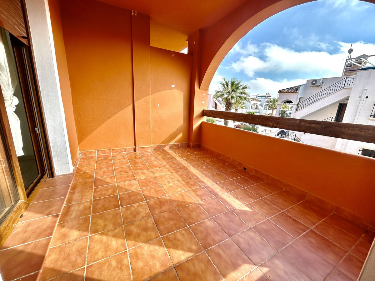 Se vende Apartamento Planta Media de 2 dormitorios en Costa Blanca, Alicante, España