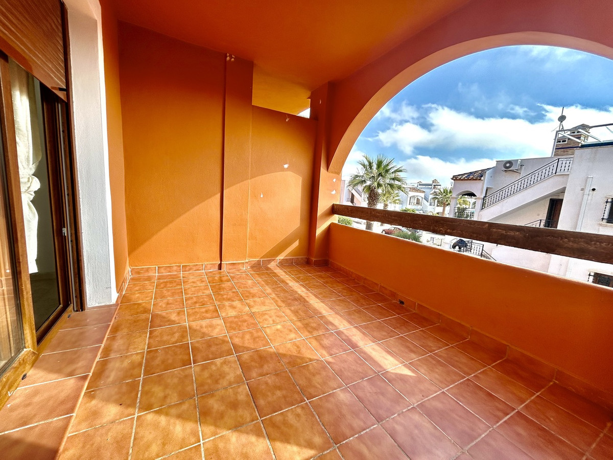 Se vende Apartamento Planta Media de 2 dormitorios en Costa Blanca, Alicante, España