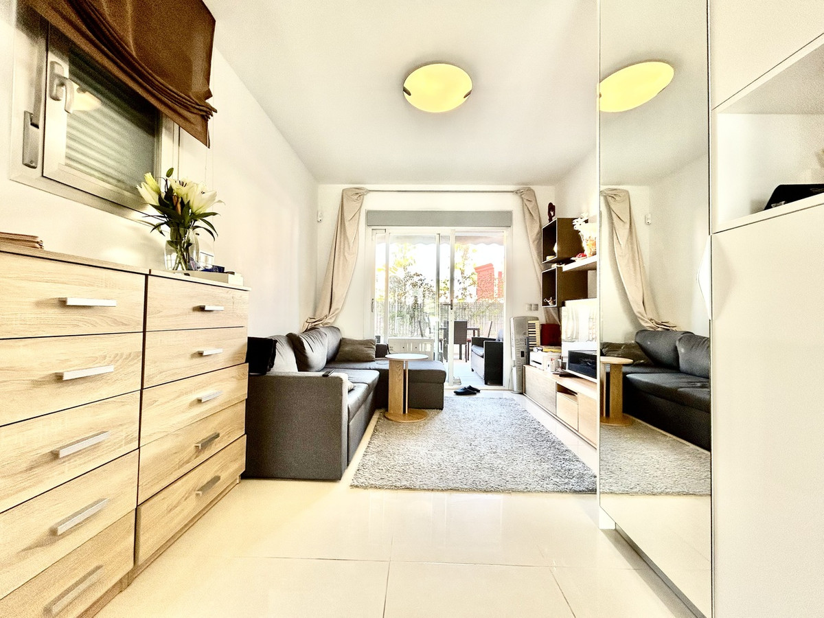 2 Bed Apartment for sale in Punta Prima Costa Blanca, Alicante, Spain