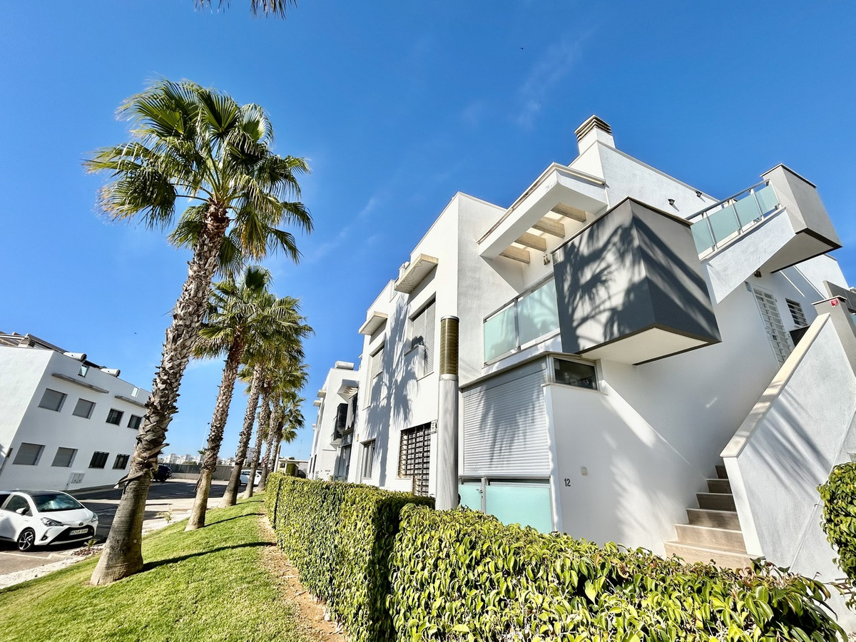 2 Bed Apartment for sale in Punta Prima Costa Blanca, Alicante, Spain
